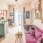 Orpheus House Beachfront 2br With Balcony & Sea View Walk To Old Town * Chania (Crete)