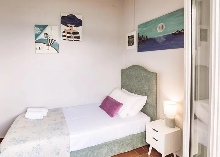 公寓 Orpheus House Beachfront 2br With Balcony & Sea View Walk To Old Town