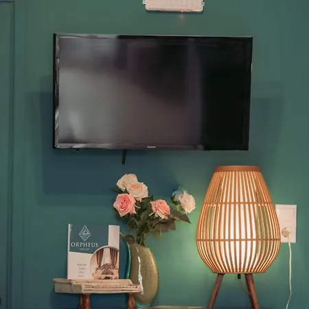 Апартаменти Orpheus House Beachfront 2bdr *