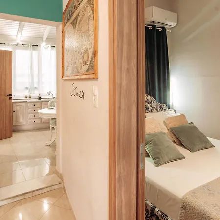 Апартаменти Orpheus House Beachfront 2br With Balcony & Sea View Walk To Old Town