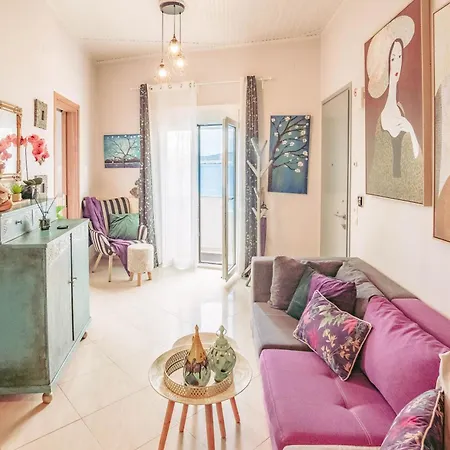 Orpheus House Beachfront 2br With Balcony & Sea View Walk To Old Town * Ханья (Крит)