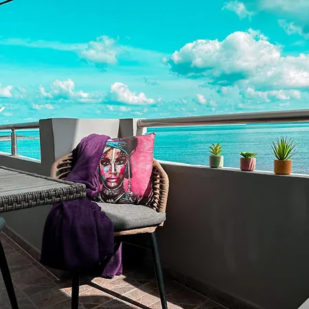 Orpheus House Beachfront 2br With Balcony & Sea View Walk To Old Town Apartament *