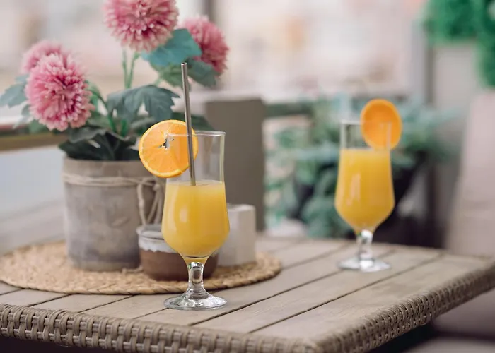 Appartement Orpheus House Beachfront 2br With Balcony & Sea View Walk To Old Town *