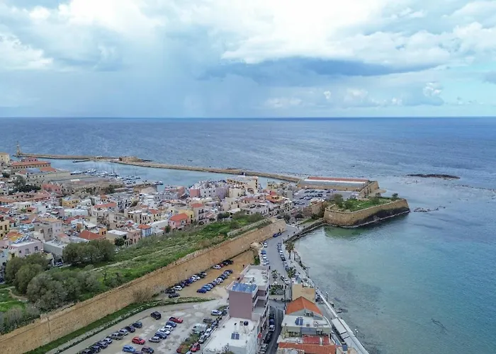 Appartement Orpheus House Beachfront 2br With Balcony & Sea View Walk To Old Town Chania (Crete)