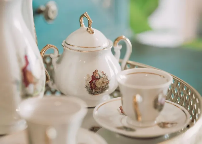 Orpheus House Beachfront 2br With Balcony & Sea View Walk To Old Town *