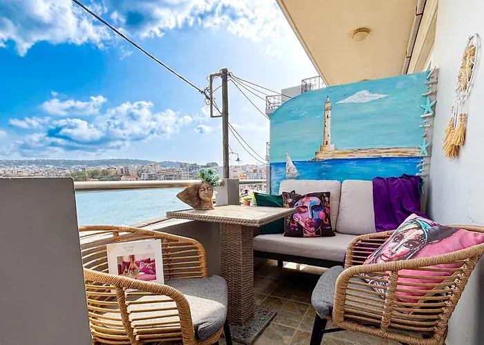 Appartement Orpheus House Beachfront 2br With Balcony & Sea View Walk To Old Town Chania (Crete)